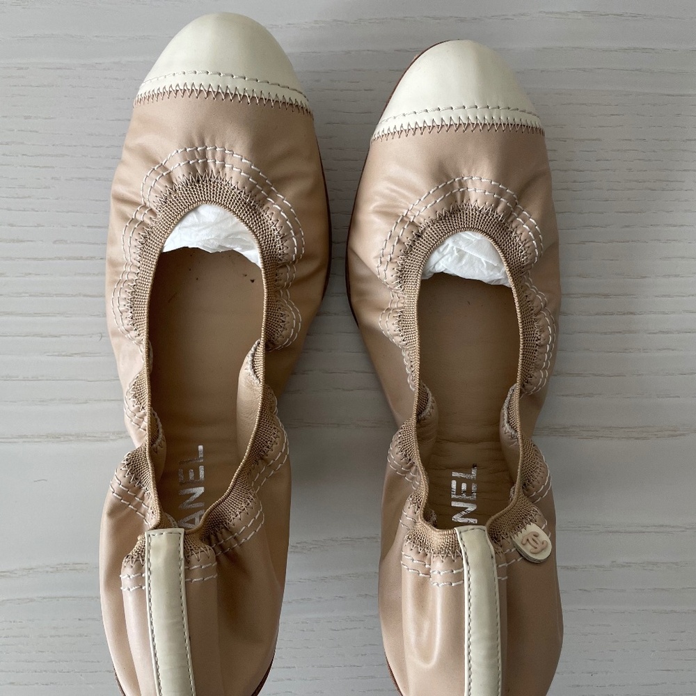 CHANEL Ballet Flats